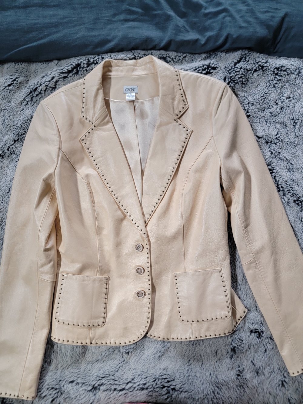 CACHE 100% Leather Womens Stud-Jacket size 8 Beige